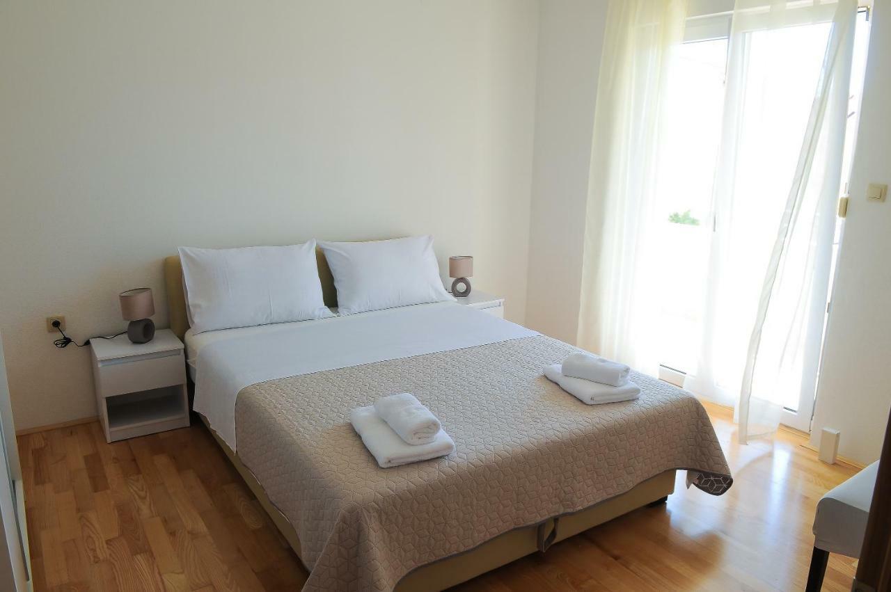 Appartement Neva Split