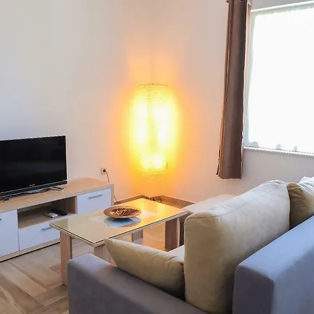 Apartment Neva Split Exterior photo